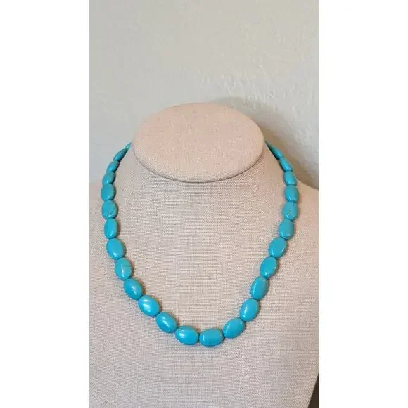 Turquoise Color Howlite Bead Choker Necklace - Picture 5 of 5
